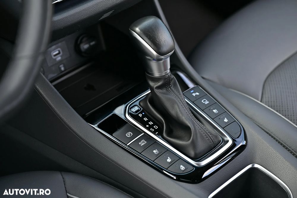 Hyundai IONIQ 141CP Exclusive - 36