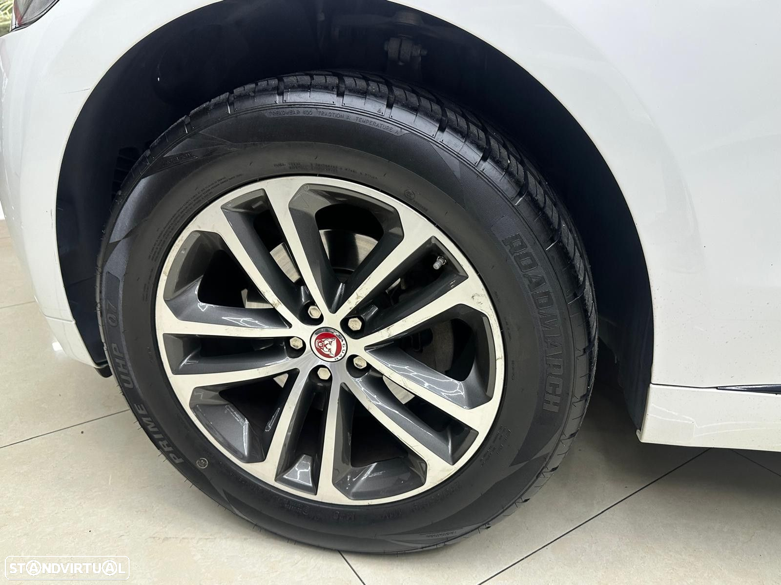 Jaguar F-Pace 2.0 i4D R-Sport AWD Aut. - 9