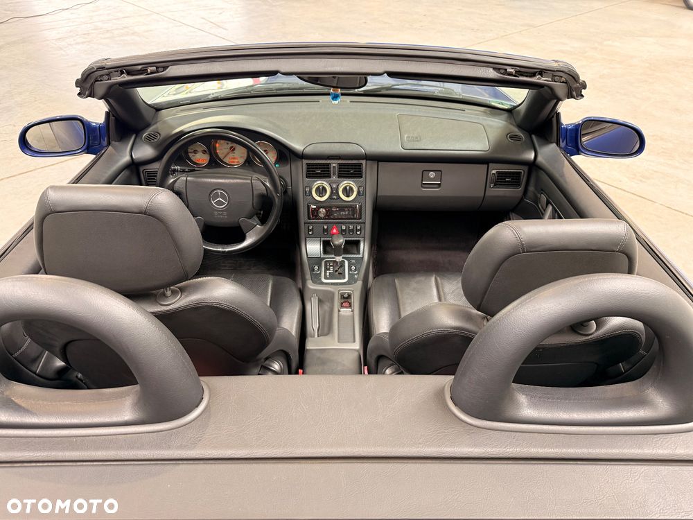 Mercedes-Benz SLK - 12