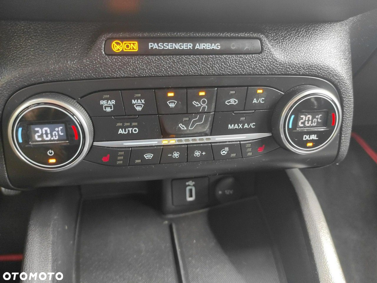 Ford Focus - 17