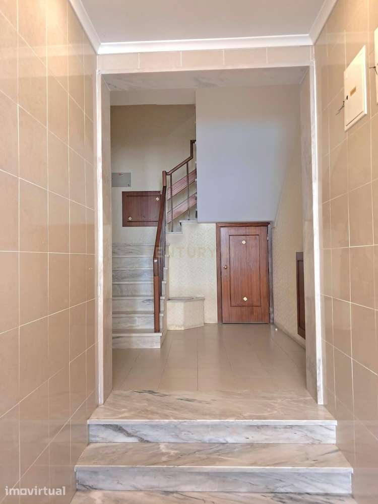 Apartamento T2 em Montijo com garagem e sotão. - Grande imagem: 5/52