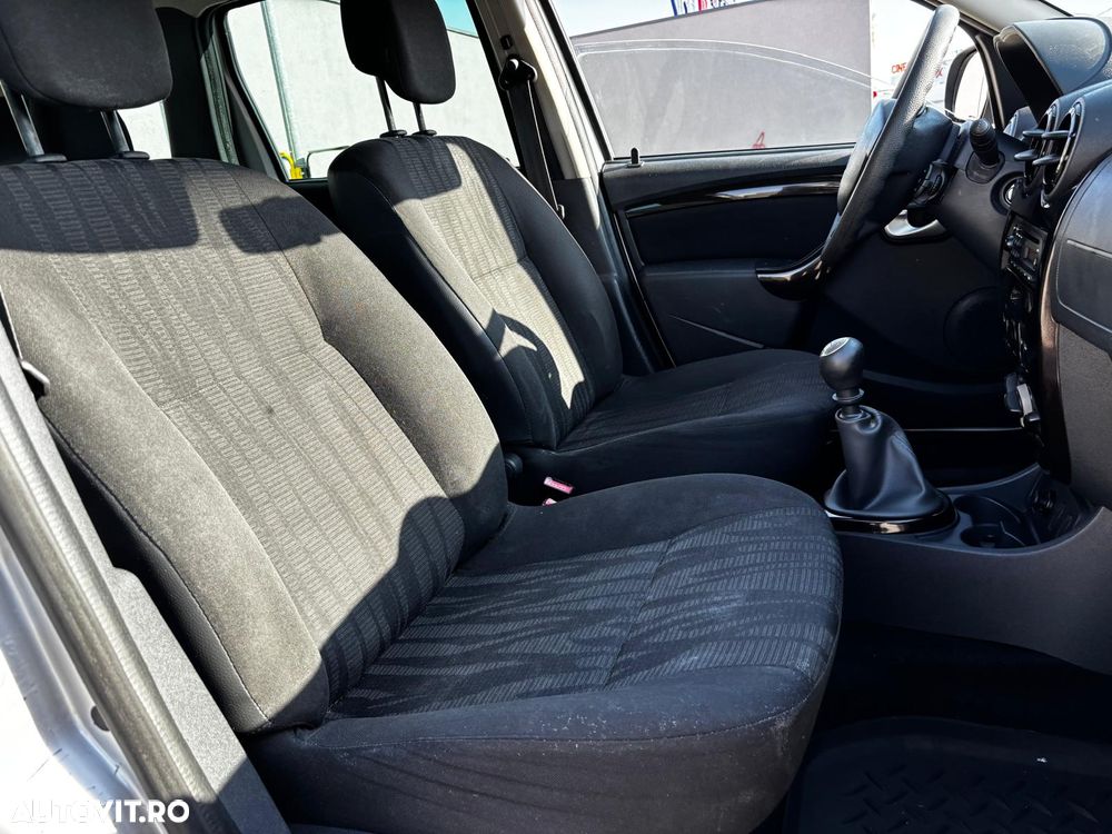 Dacia Duster 1.5 dCi 4x2 Prestige - 10