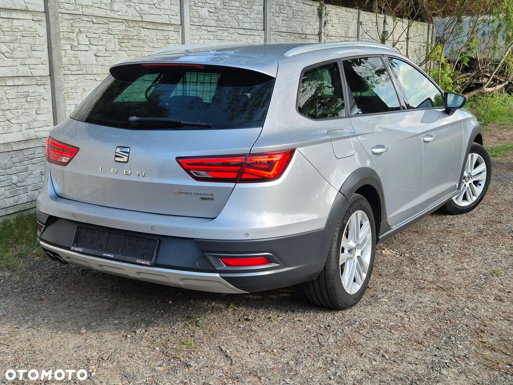 Seat Leon 2.0 TDI DPF Start&Stop DSG XCELLENCE - 9