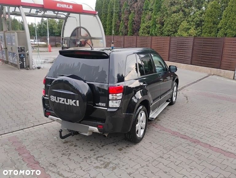 Suzuki Grand Vitara 1.9 DDiS Comfort + DPF Family - 4