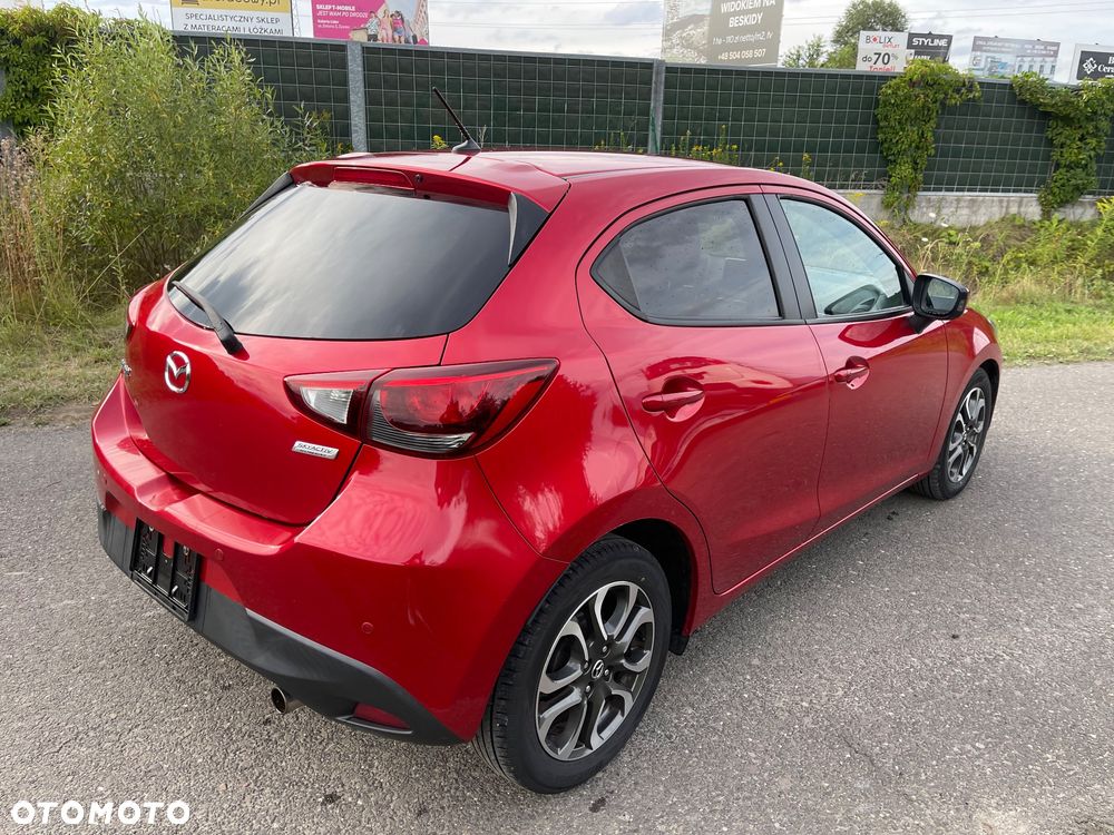 Mazda 2 - 4