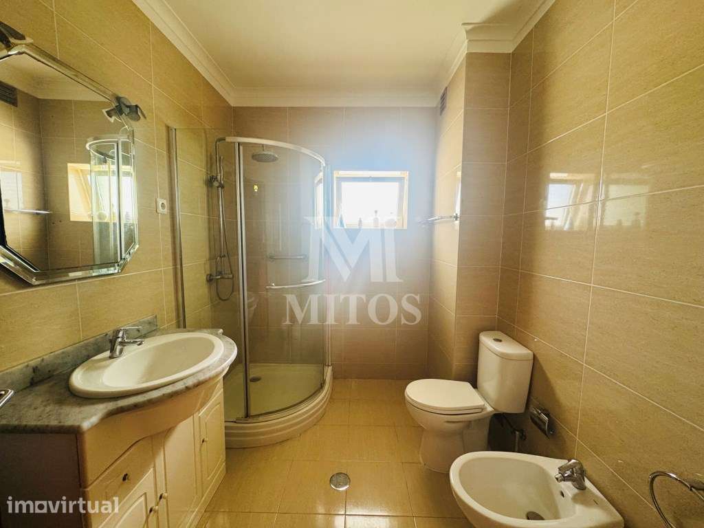 Apartamento T2 para arrendamento em Santa Maria Maior - Viana do Ca... - Grande imagem: 5/16