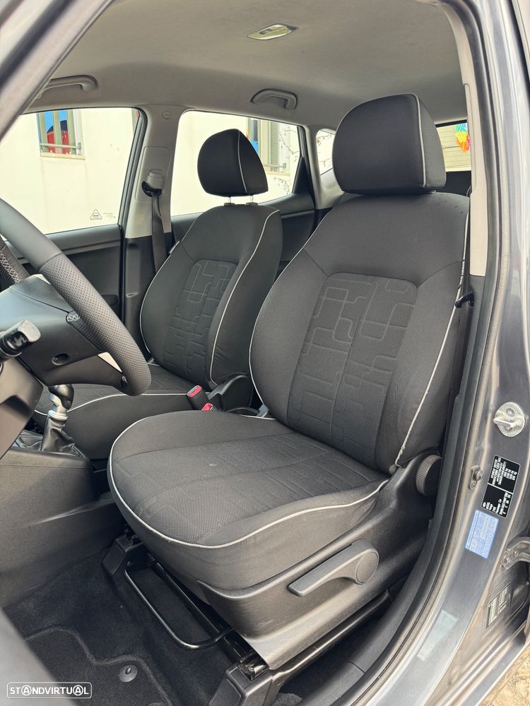 Kia Venga 1.4 CRDi LX ISG - 10