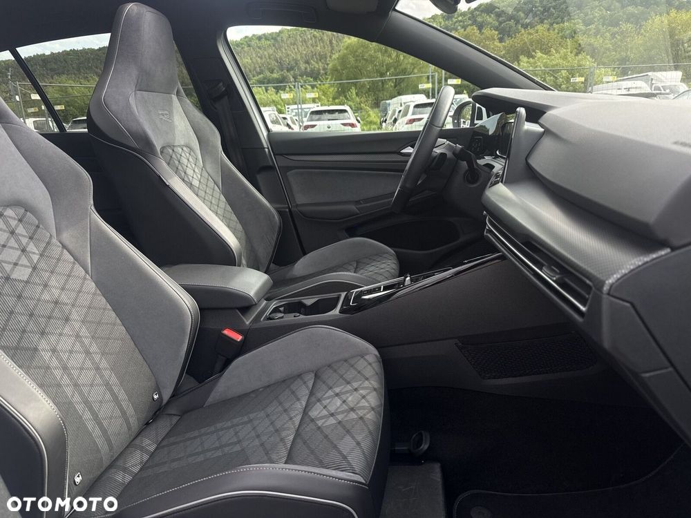Volkswagen Golf 1.5 eTSI mHEV R-Line DSG - 15