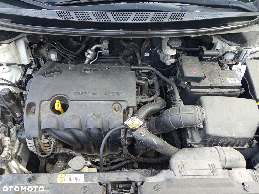 Kia Ceed 1.4 CVVT - 9