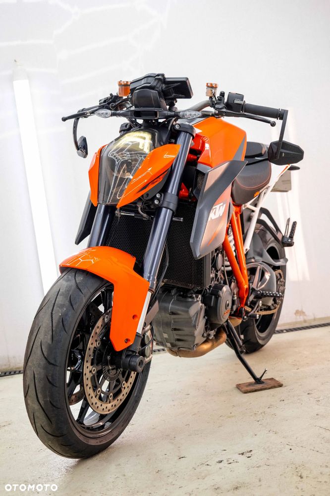 KTM Super Duke - 10