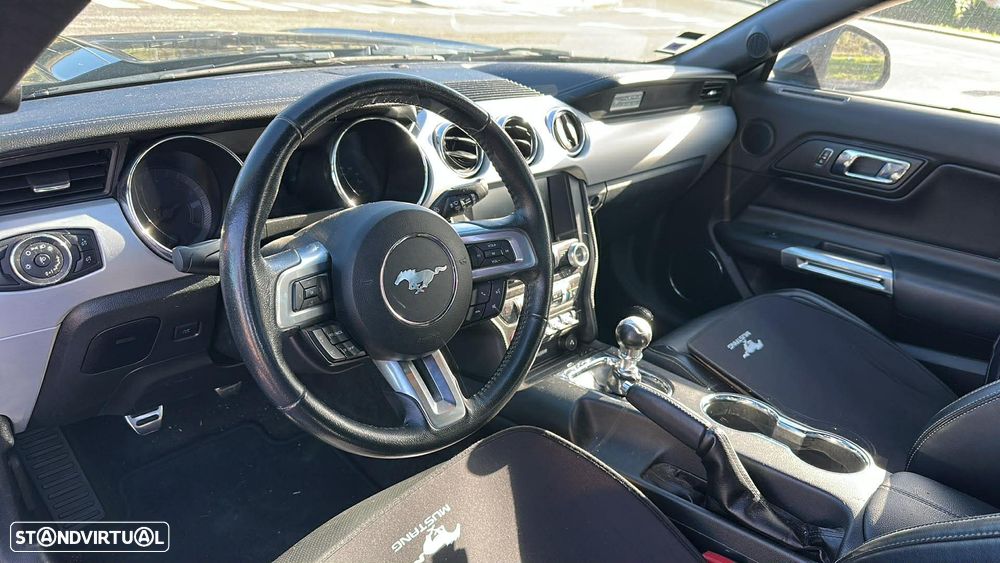 Ford Mustang 2.3 Eco Boost - 10