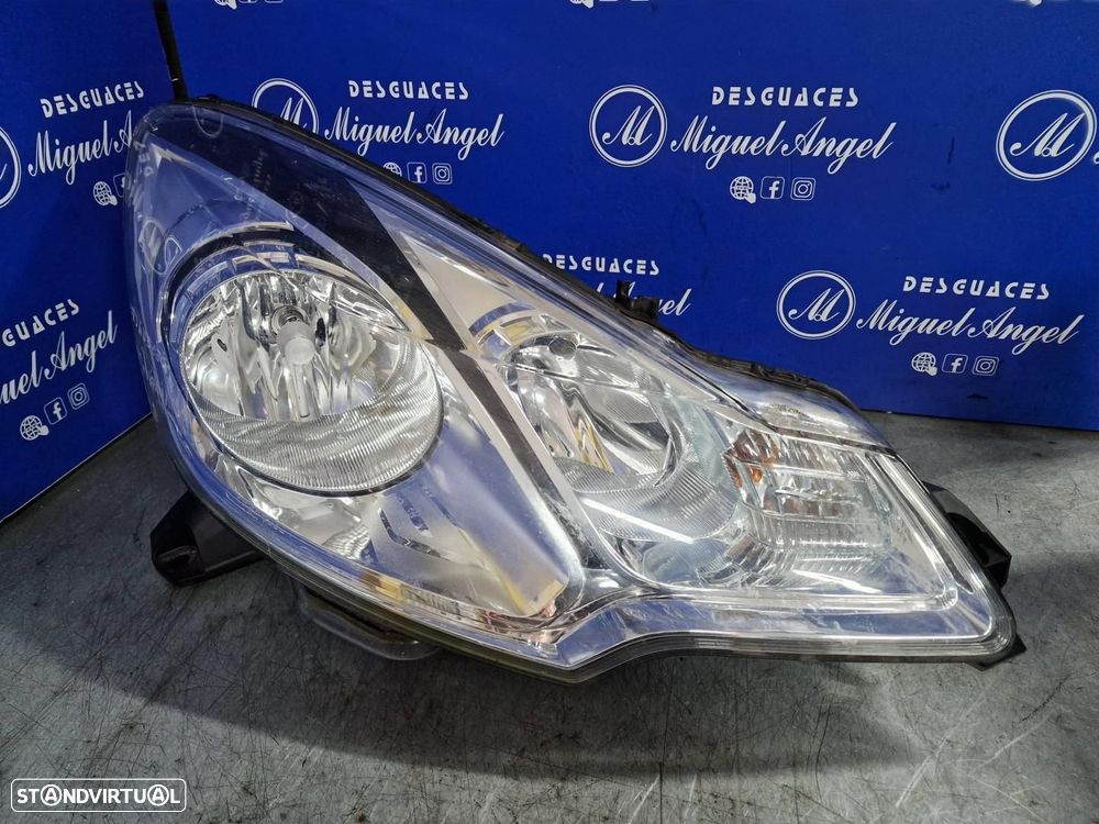 FAROL DIREITO CITROEN C3 - 1