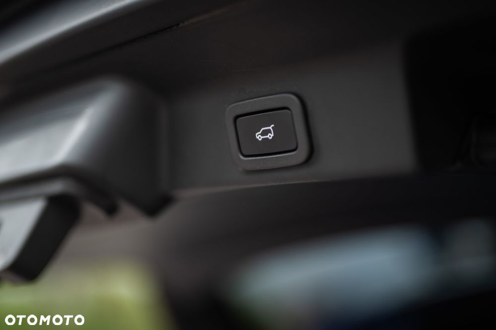 Jaguar F-Pace 3.0 TDV6 AWD R-Sport - 17