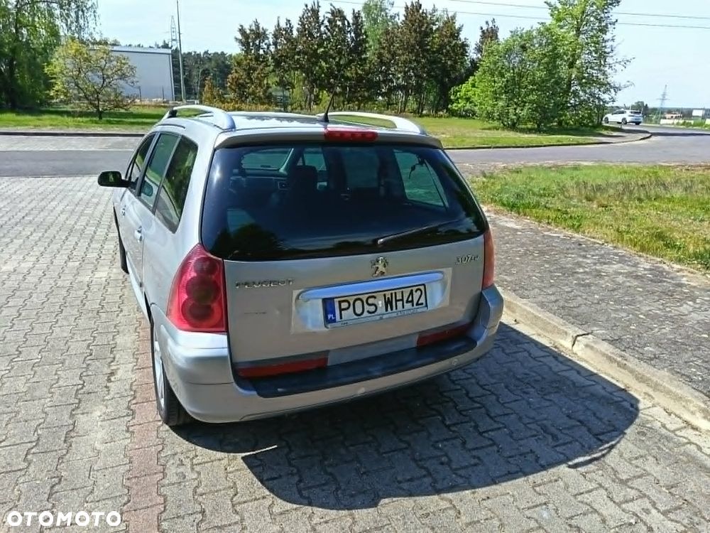 Peugeot 307 HDi SW 135 Premium - 8