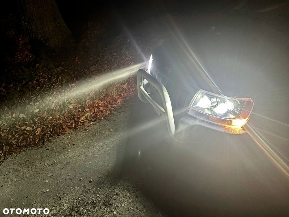 Jeep Grand Cherokee 4.0 Laredo - 11