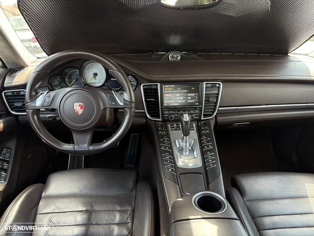 Porsche Panamera S Hybrid - 10