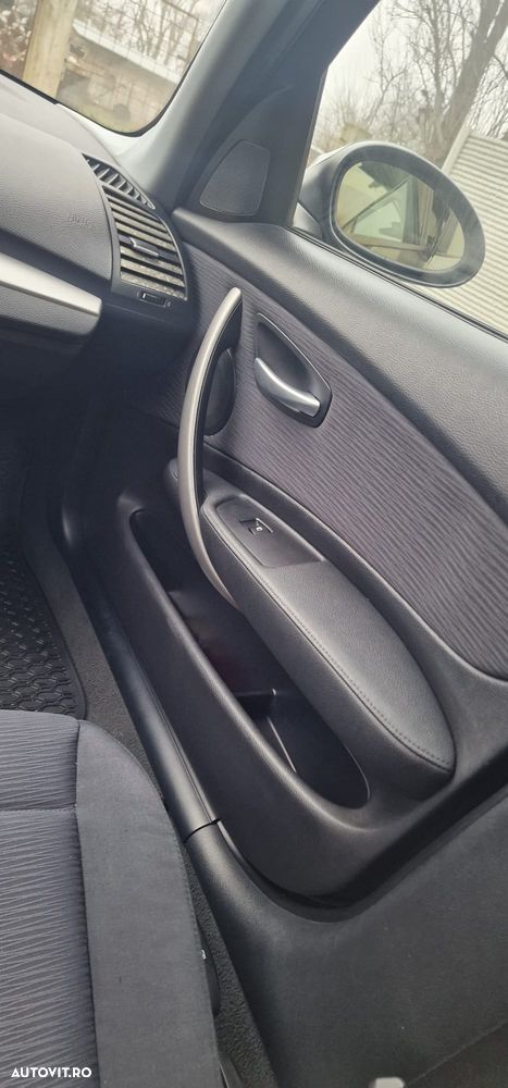 BMW Seria 1 118d - 27