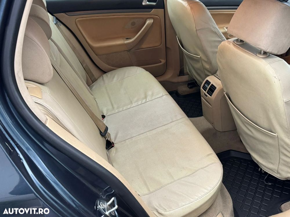 Volkswagen Golf 1.9 TDI Comfortline - 19