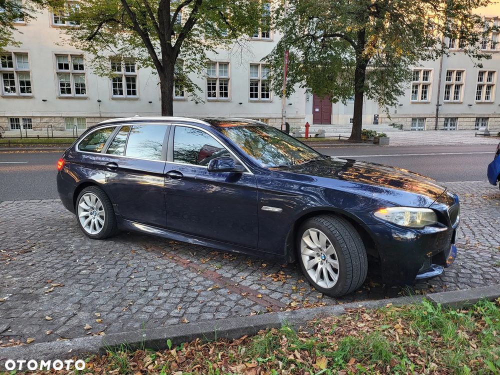 BMW Seria 5 520d Touring - 1