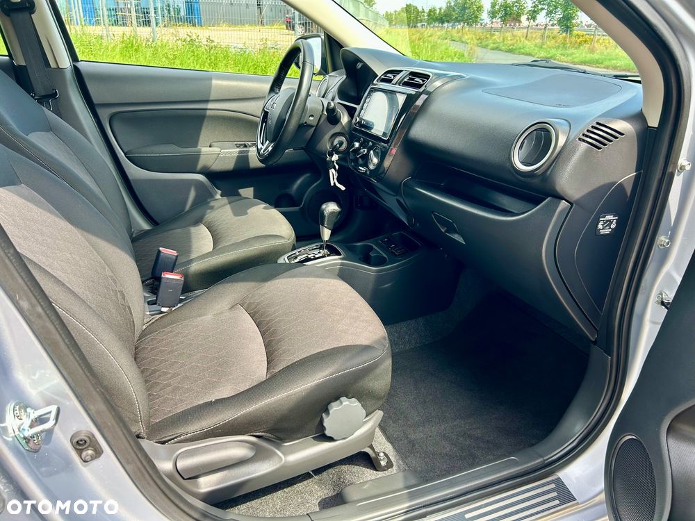 Mitsubishi Space Star AS&G 1.2 CVT Top - 28