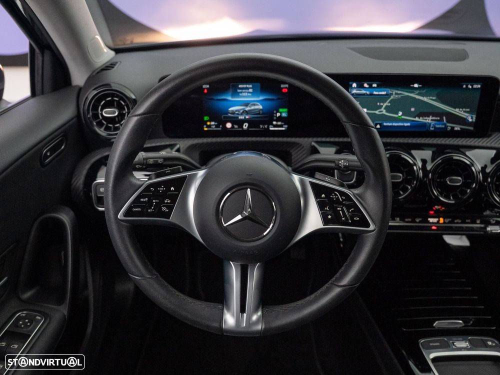 Mercedes-Benz A 250 e - 16