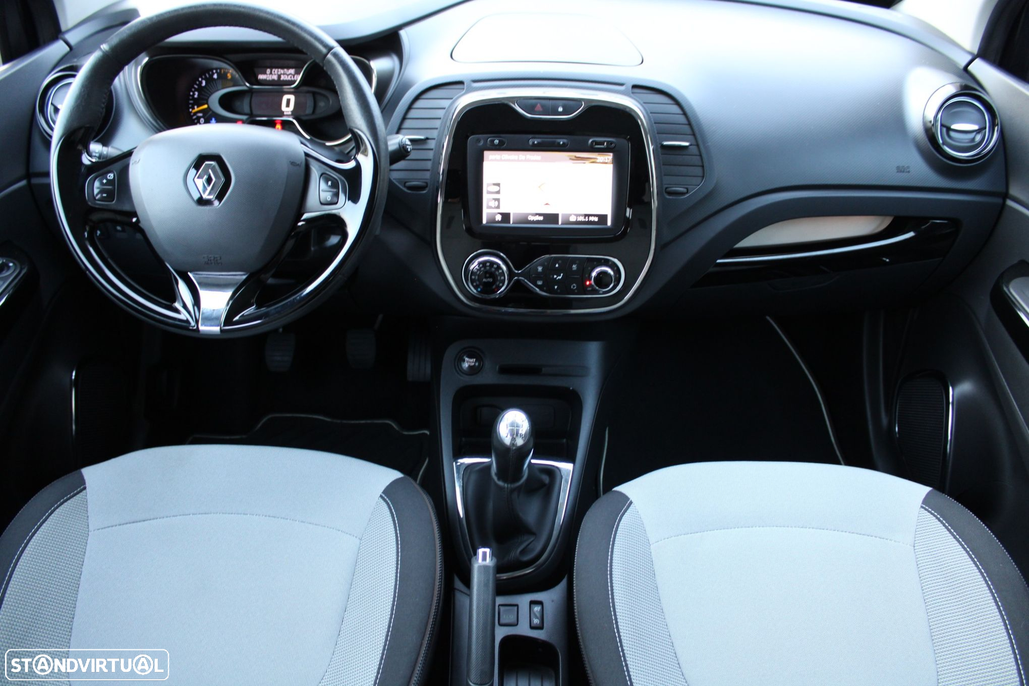 Renault Captur 1.5 dCi Exclusive - 6
