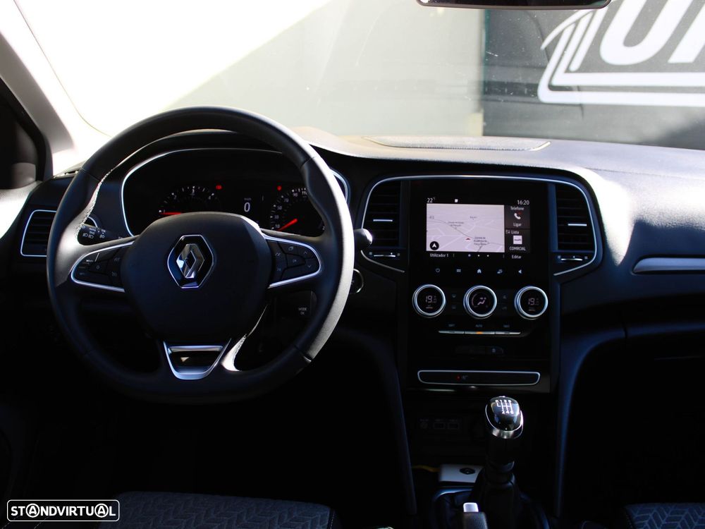 Renault Mégane 1.5 Blue dCi Limited - 4