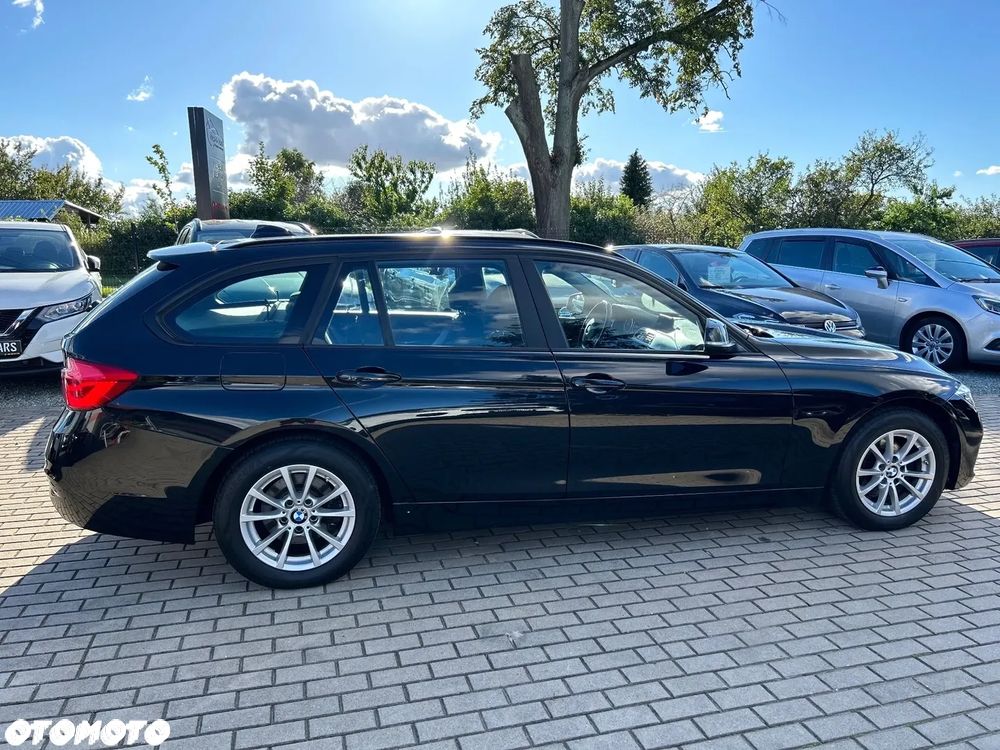BMW Seria 3 318d - 3