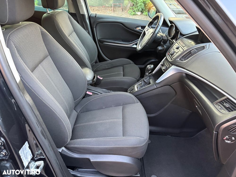 Opel Zafira 1.9 CDTI First Edition - 8