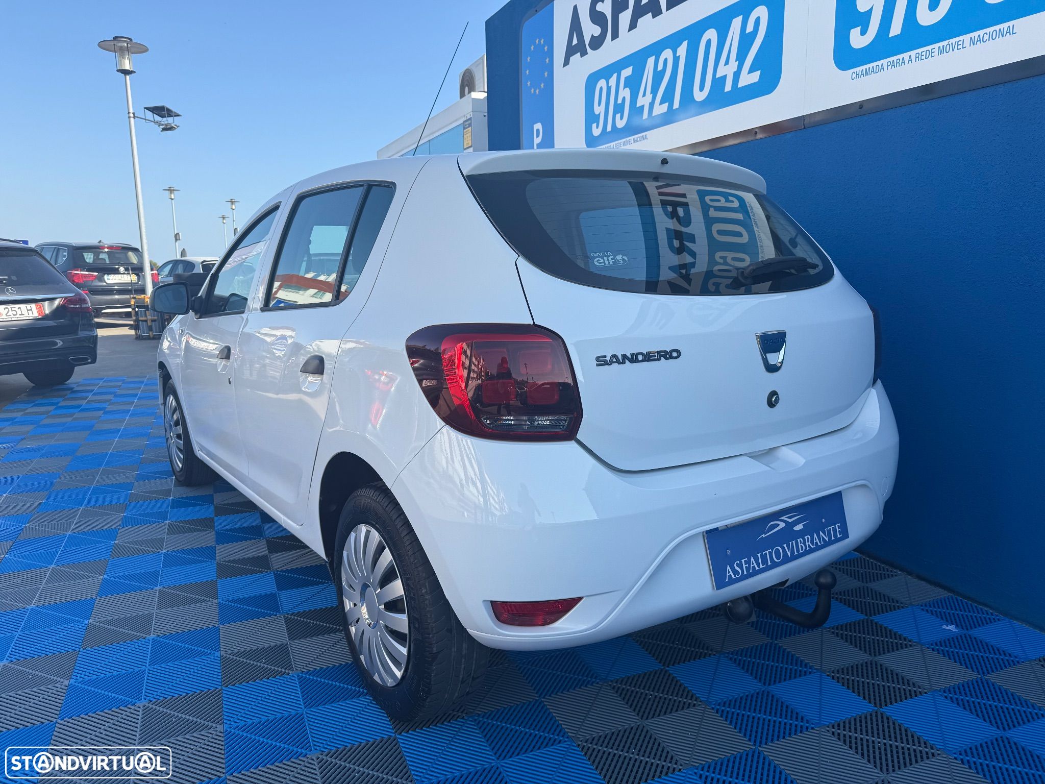 Dacia Sandero 1.0 SCe Comfort - 1