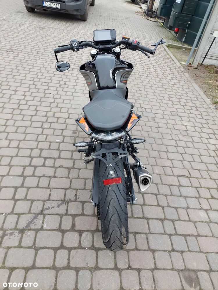 KTM Duke - 4