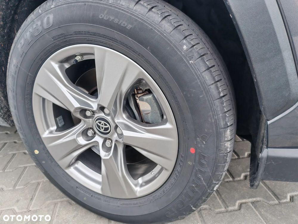 Toyota RAV4 - 9