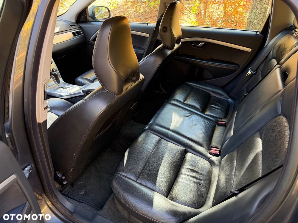 Volvo V70 - 29