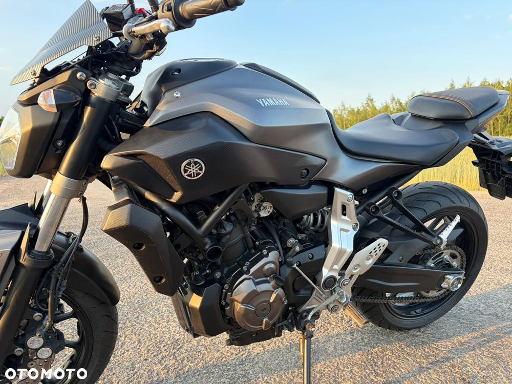 Yamaha MT - 15