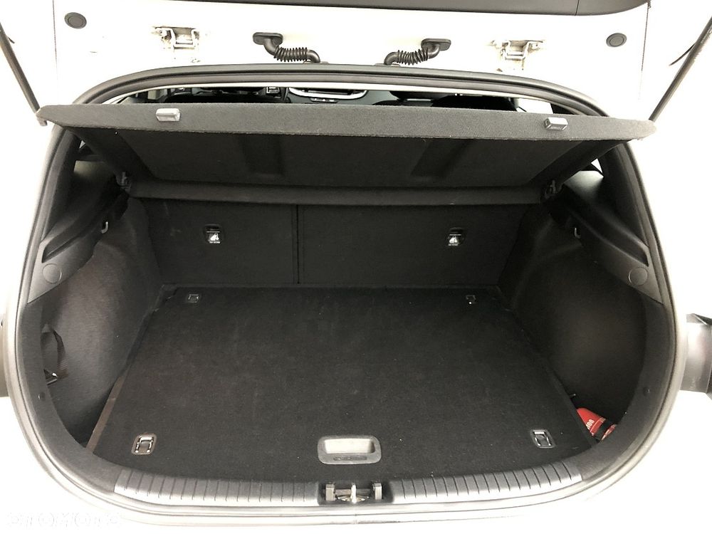 Kia Ceed 1.5 T-GDI L - 30