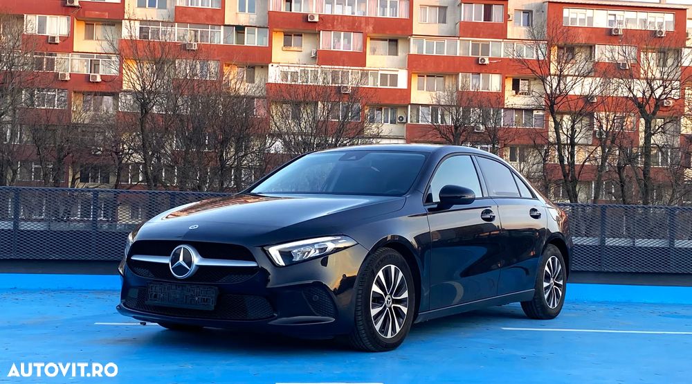 Mercedes-Benz A 200 7G-DCT - 12