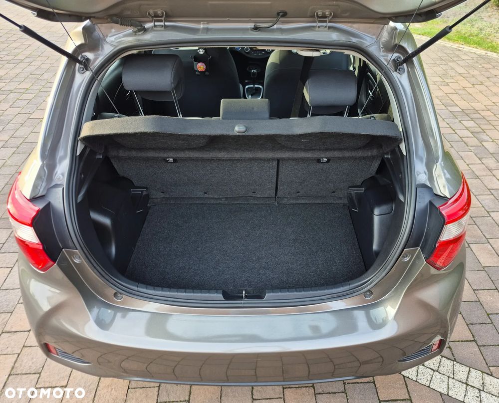 Toyota Yaris - 34