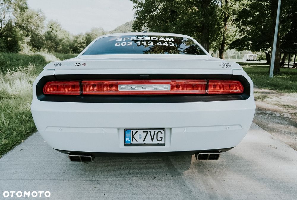 Dodge Challenger - 5