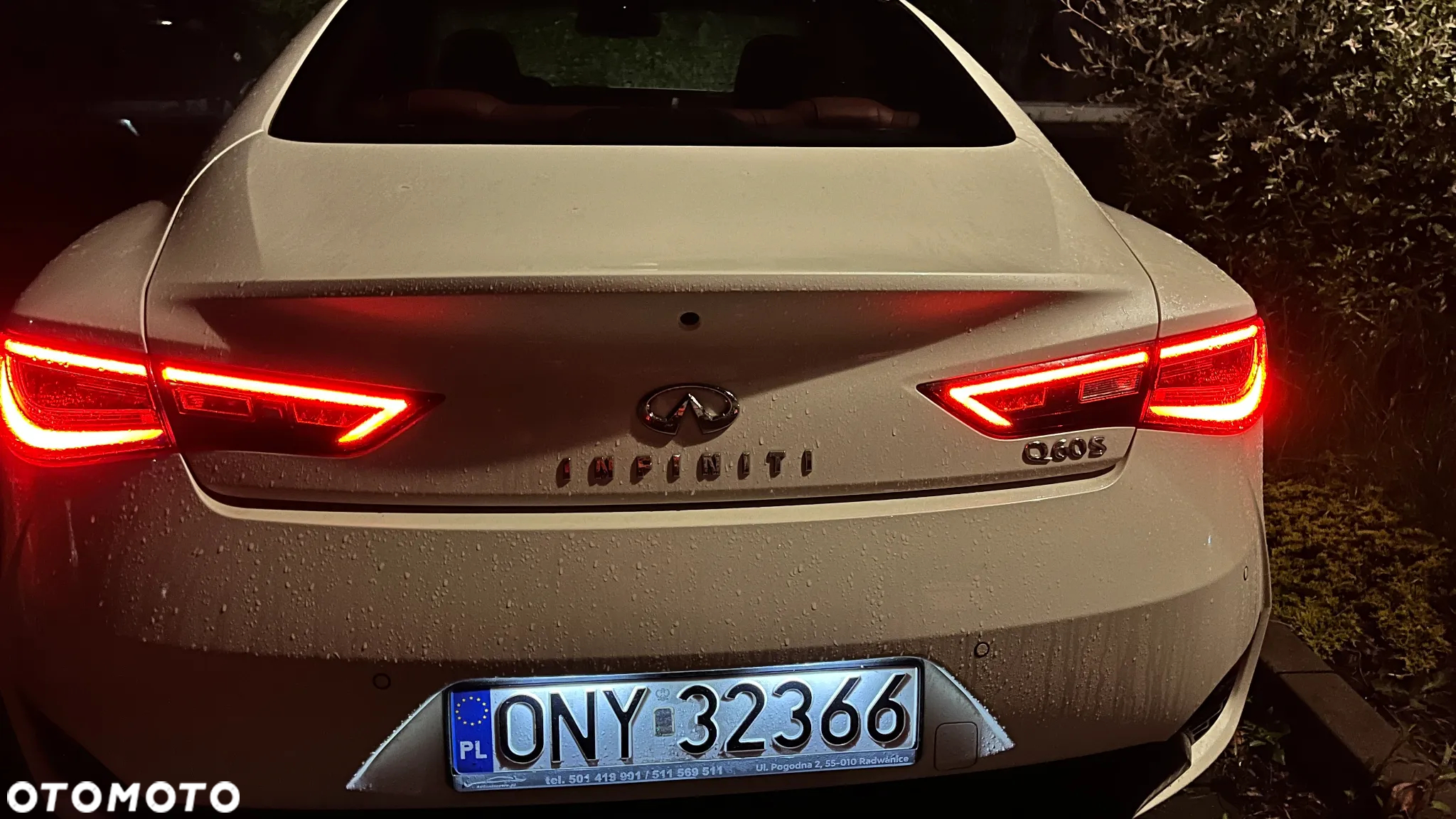 Infiniti Q60 2.0t Sport - 12