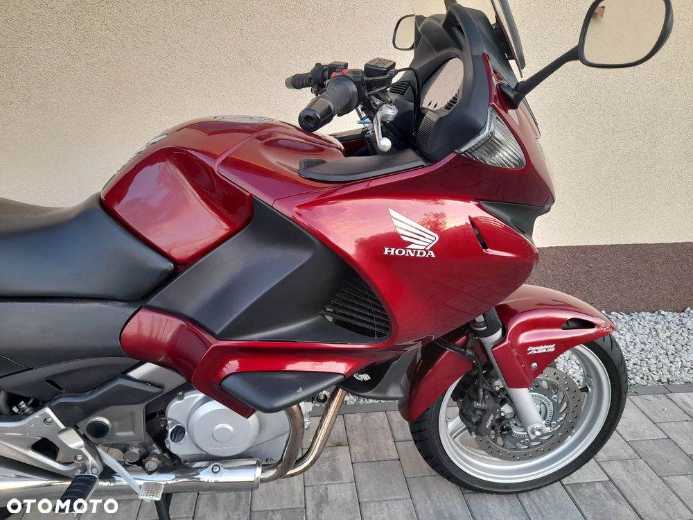Honda NT - 9