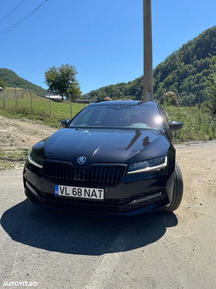 Skoda Superb 2.0 TDI DSG Sportline - 2