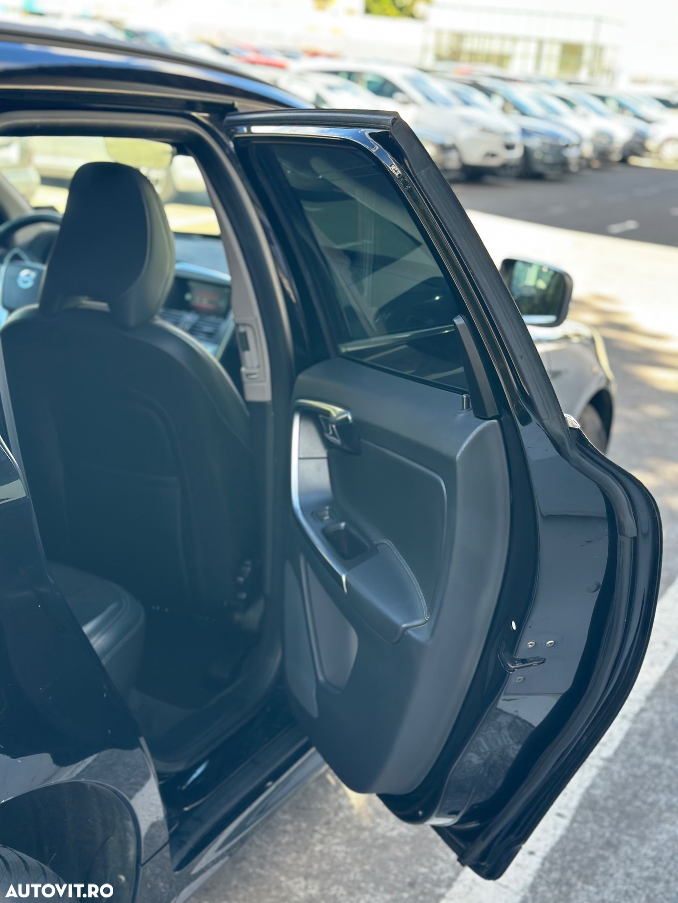 Volvo XC 60 D3 Geartronic Momentum - 19