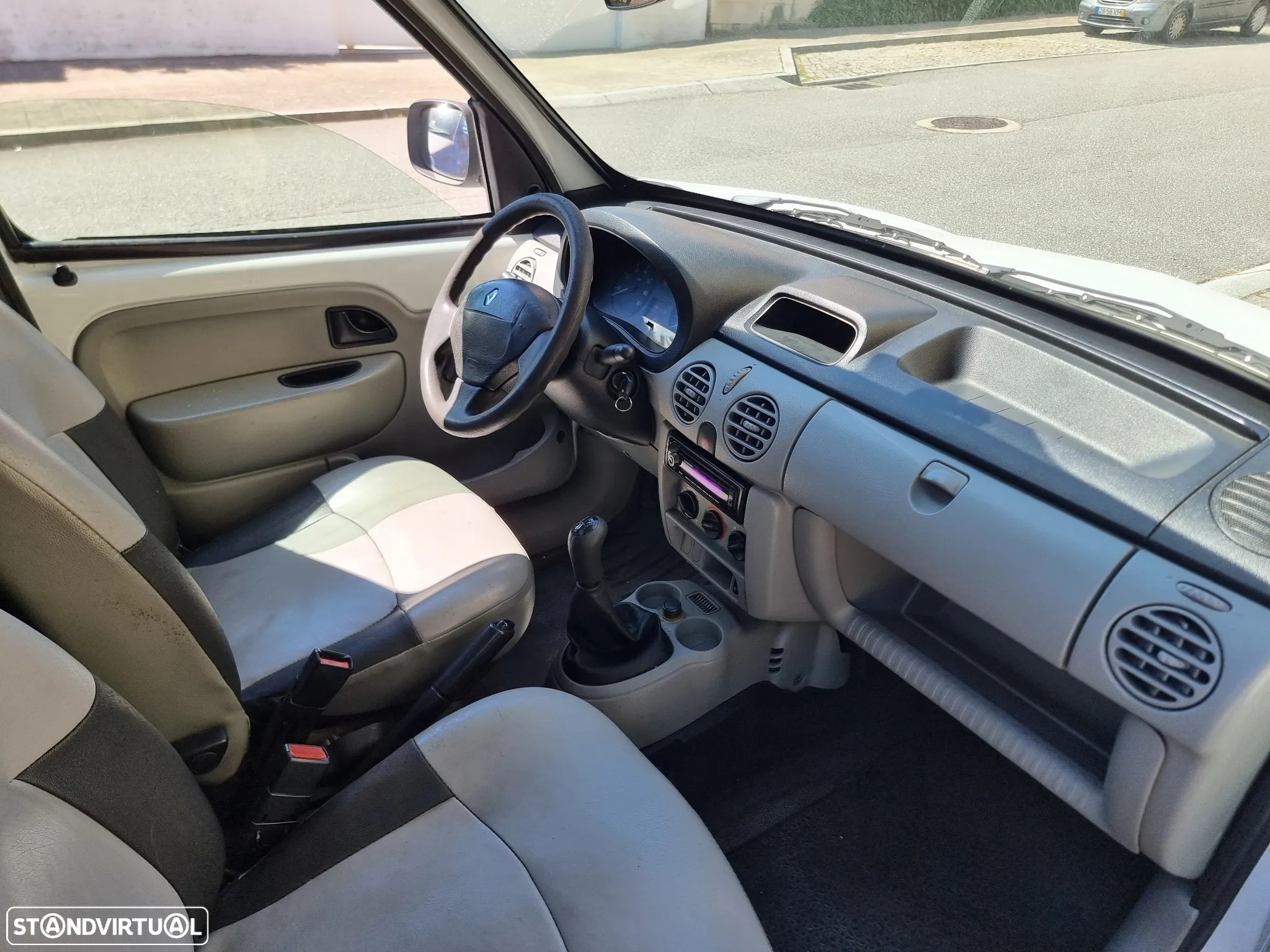 Renault Kangoo 70CV - 8