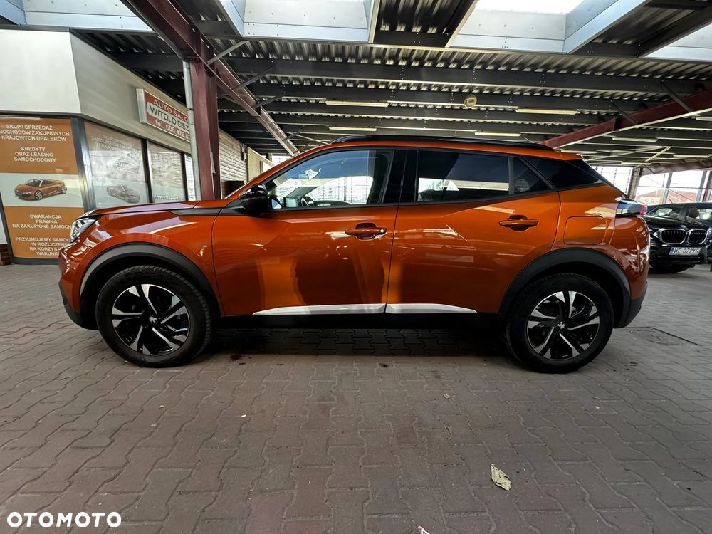 Peugeot 2008 PureTech 130 Allure S&S EAT8 - 4