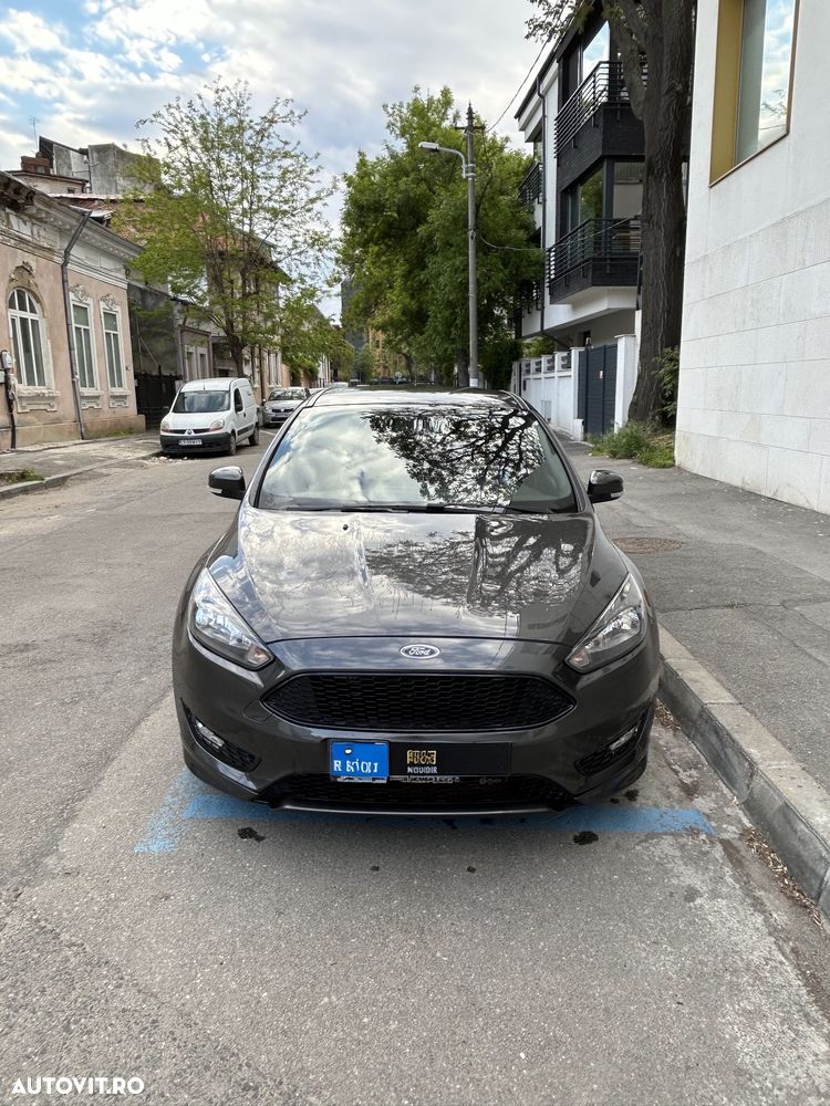 Ford Focus 1.5 EcoBlue ST-Line - 6