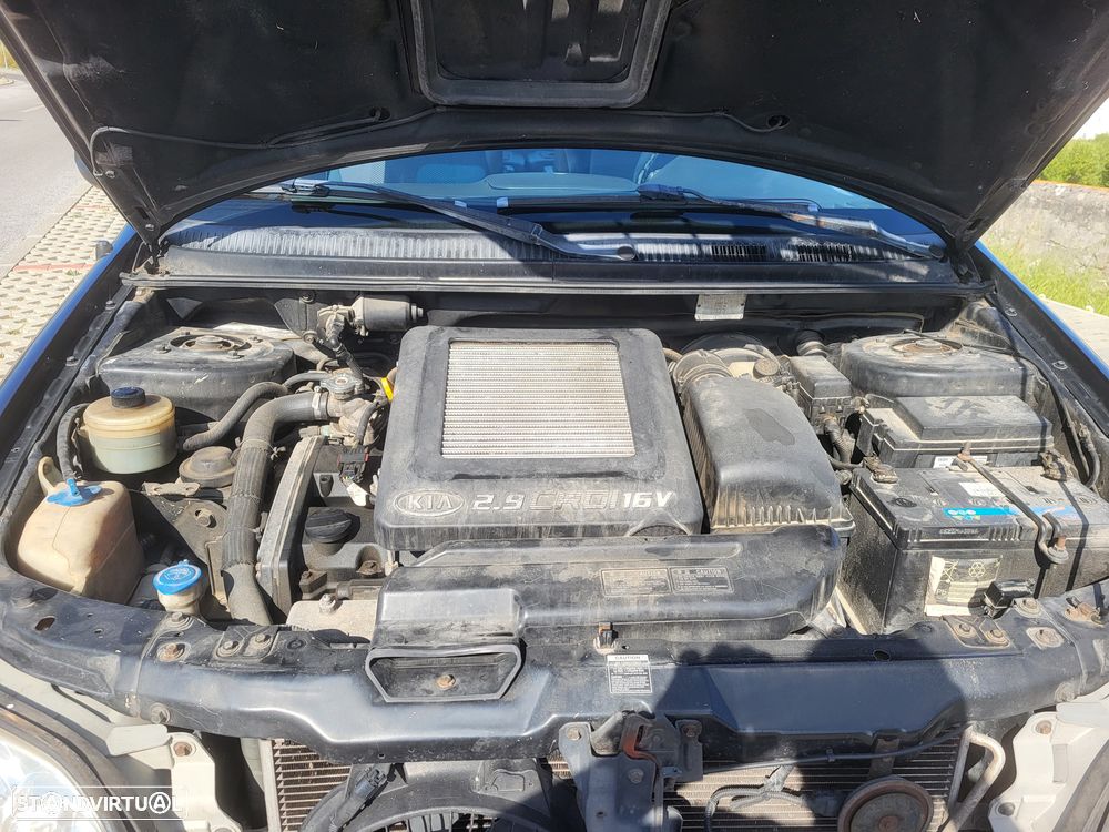 Kia Carnival 2.9 CRDi EX Top - 27