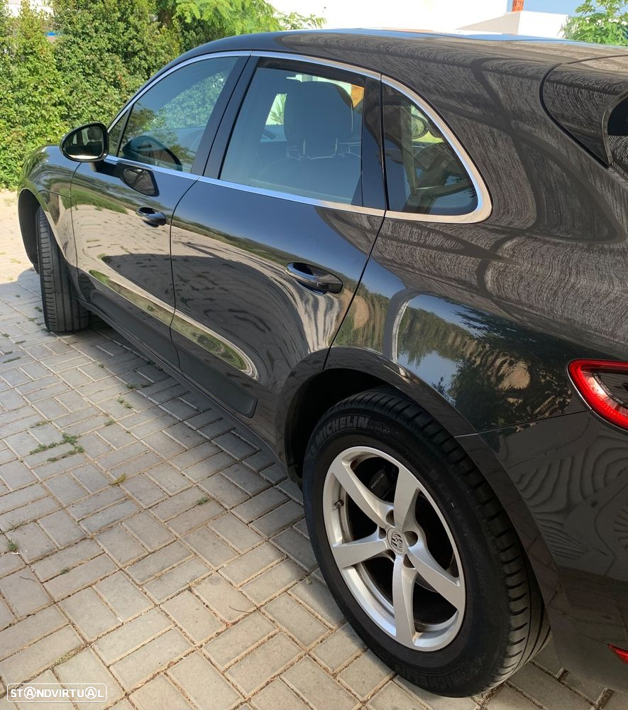Porsche Macan Standard - 4