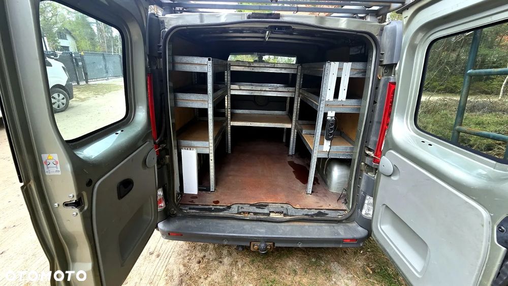 Opel Vivaro L2H1 2.9t - 10