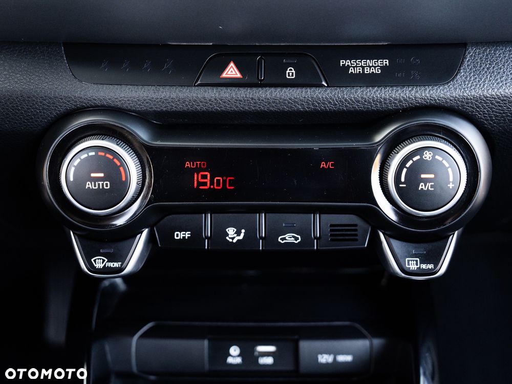 Kia Stonic 1.4 L - 37