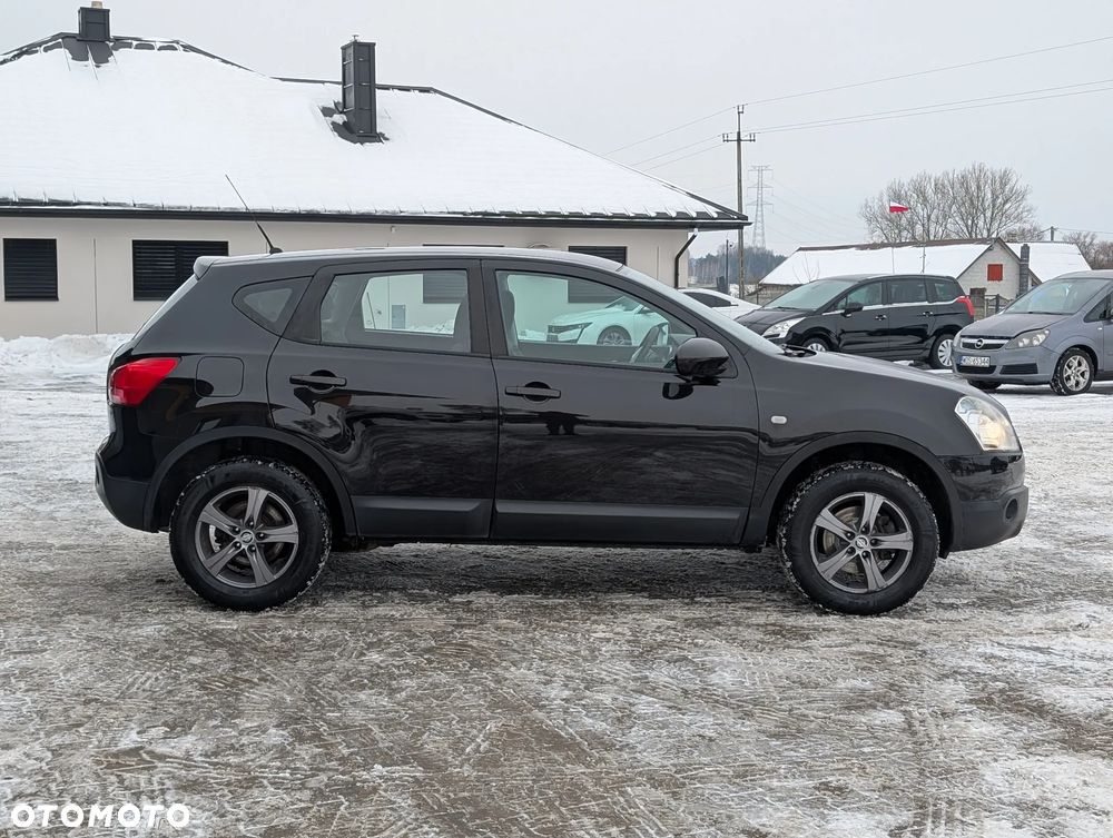 Nissan Qashqai 1.6 visia - 14